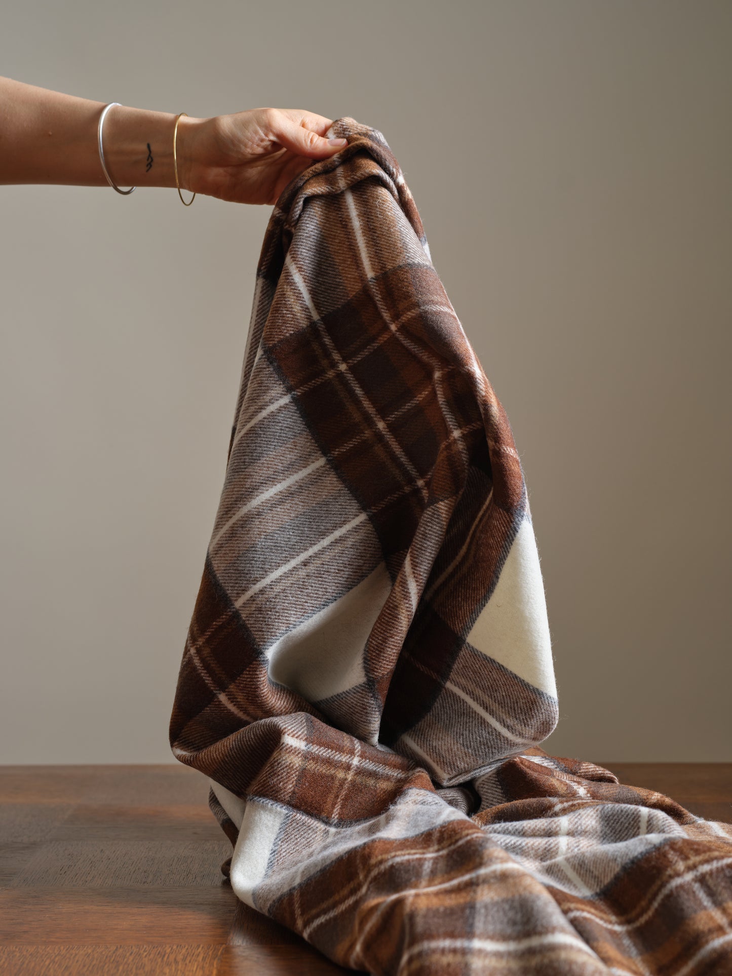 Natural Dress Stewart - Merino Lambswool Throw