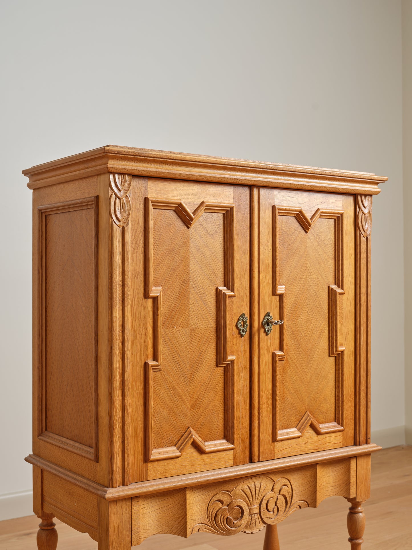 HENNING KJAERNULF DANISH OAK BAR CABINET