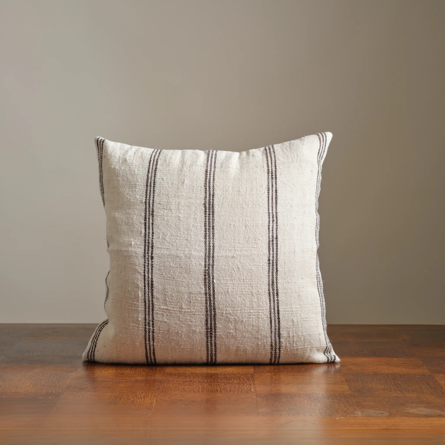 Pillows & Blankets