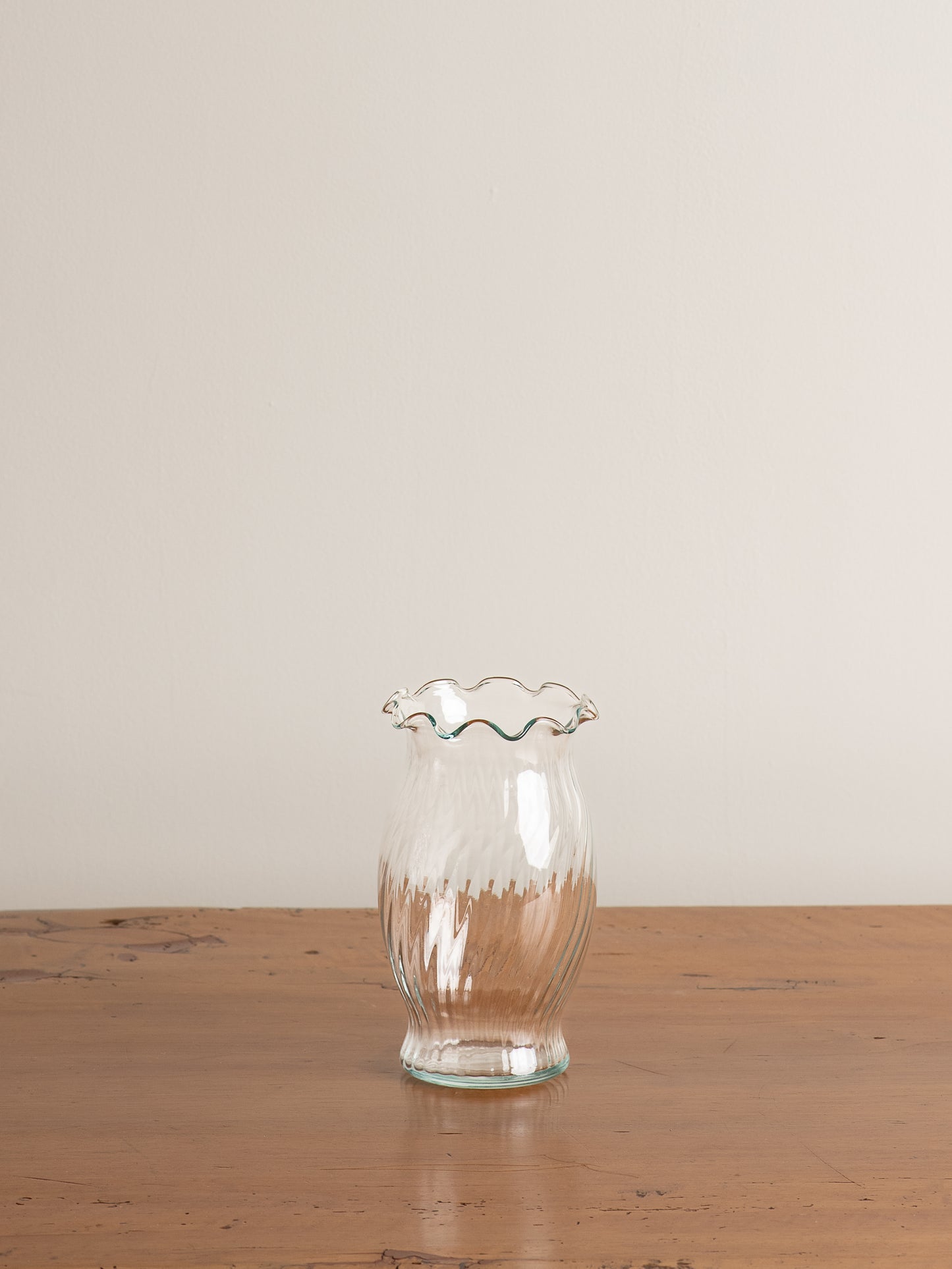 Vintage Glass Twist Scalloped Vase