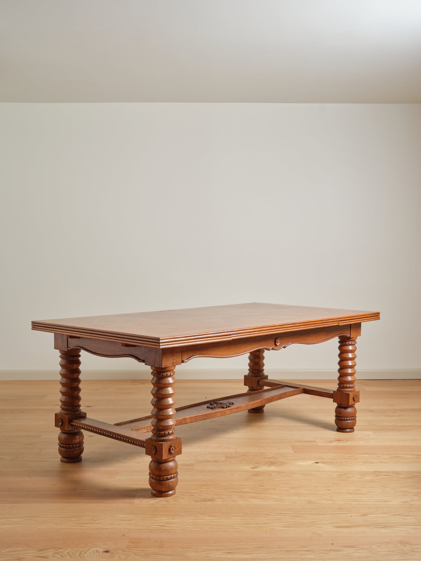 French Oak Dining Table with Spindle Legs in the Manner of Dudouyt c. 1940
